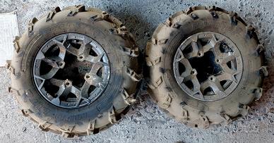 Quad Can Am 25x10x12 e 25x8x12 gomme e cerchi x 4