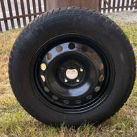 gomme invernali e cerchi pari al nuov 215/65/16