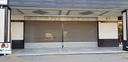 locale-commerciale-395-mq