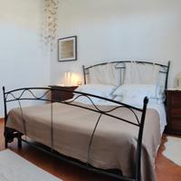 Rete matrimoniale con giroletto