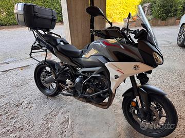 Yamaha tracer 900
