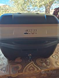 Baulletto Givi Monolock