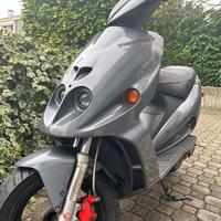 Malaguti phantom f12 - 50 cc twin disk a liquido
