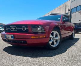 FORD MUSTANG 4.0 CABRIO NO SUPER BOLLO