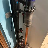 Dyson V10