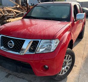 NISSAN NAVARA PER RICAMBI