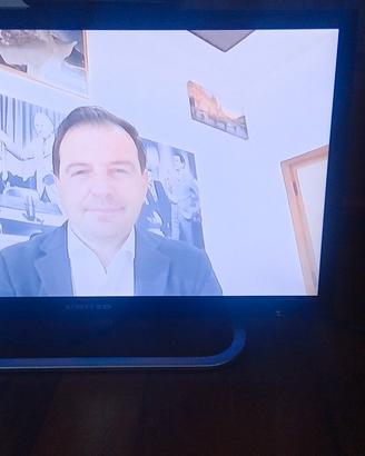 TV UNITED 20"