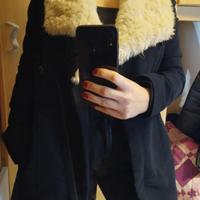 Cappotto con pelliccia sintetica Zara