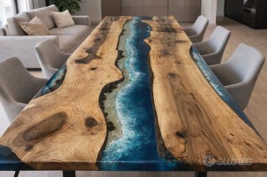 Tavolo artigianale in legno massello ed ecoresina