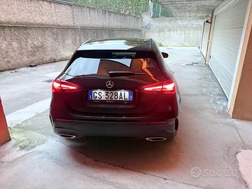 MERCEDES CLASSE A 200d AMG LINE