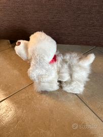 Cane giocattolo che si muove