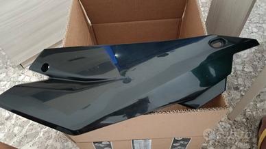 Fianchetto destro SWM SM125R