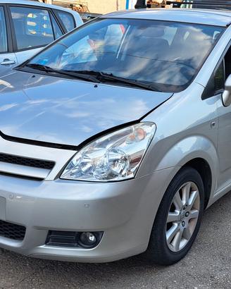 Ricambi Toyota Corolla Verso 2007