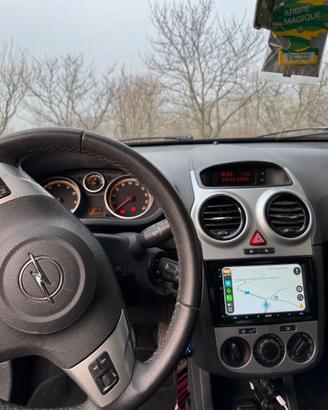 Opel corsa D 2011 GPL
