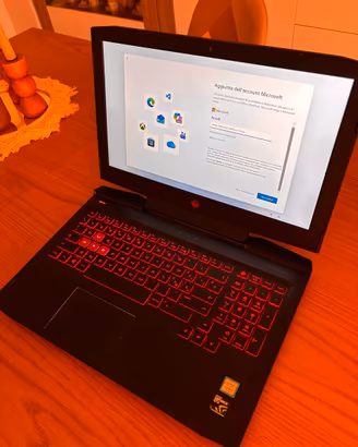 Laptop Gaming HP OMEN 15-ce0xx – i7 GTX 1050 Ti