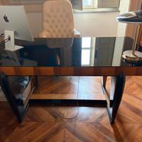 Scrivania in legno con vetro