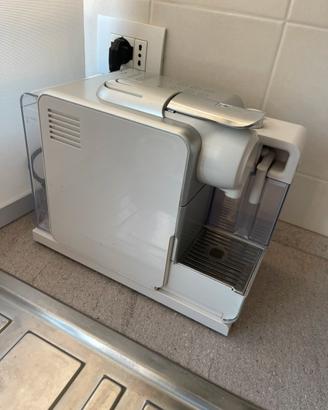 Nespresso De'Longhi Lattissima Touch