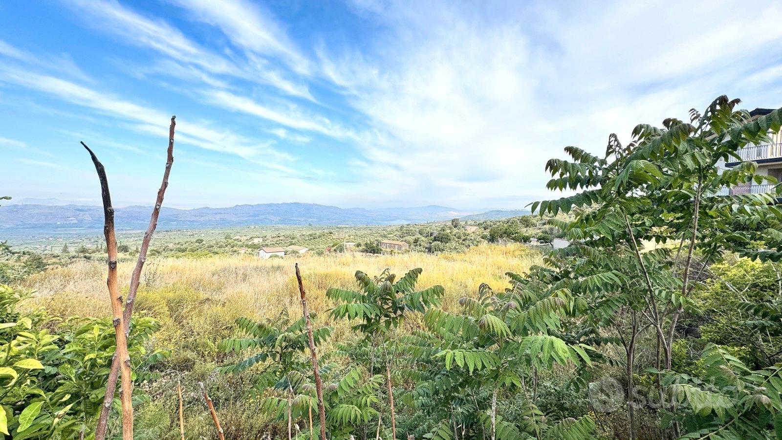 Terreno edificabile mq.2200 panoramico - View 2