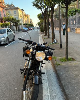 Moto Imperiale 400