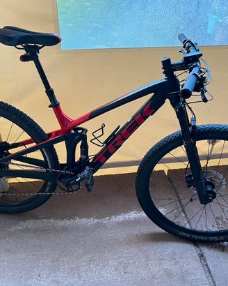 Bicicletta bici Mtb trek top fuel 8