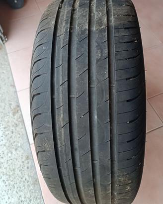Gomme più cerchio in lega Peugeot