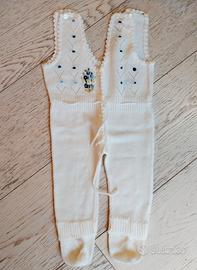 Tutina neonato in lana fatta a mano a salopette