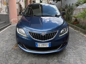 Lancia Ypsilon 1.0 FireFly 5 porte S&S Hybrid Ecoc