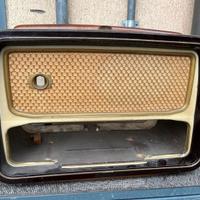 Radio giradischi Magnadyne mod FM 141 -solo mobile