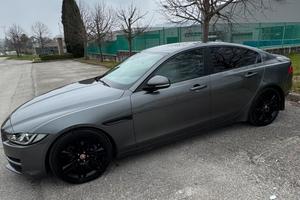 Jaguar XE  2.0 D 180 CV aut. Prestige
