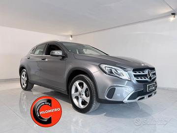 MERCEDES GLA 180D PREMIUM NEOPATENTATI