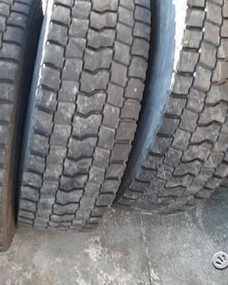 Gomme 315 80 22.5 pirelli seminuove