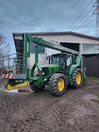 Trattore john Deere 6920S