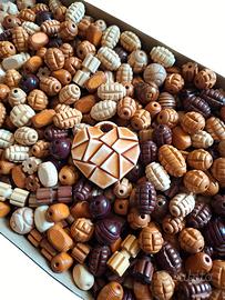 Lotto Perline Legno Intagliate 1,3 kg 