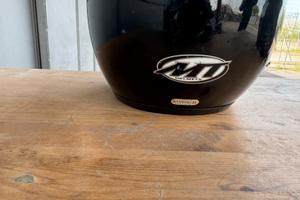 n.2 caschi visiera lunga