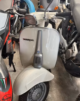 Piaggio vespa 50 special