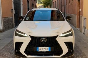 Lexus NH350H F-Sport Bianca