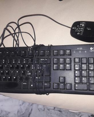 tastiera e mouse Logitech USB
