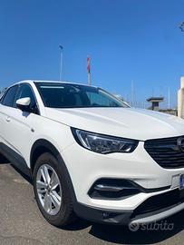 Opel Grandland X come nuova (usato garantito)