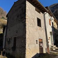 Rustico/Deposito di testa