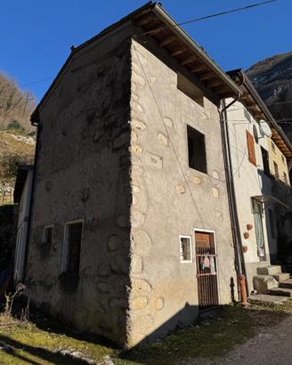 Rustico/Deposito di testa