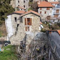 CASA INDIPENDENTE A TRIORA