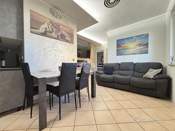 CASA SEMINDIPENDENTE A PINETO