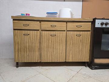 Pensili e mobili base con lavello