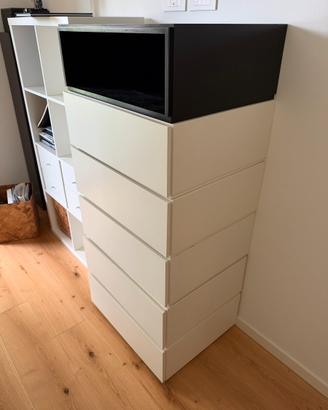 Cassettiera