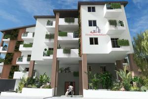 Appartamento di 700 m² con 5 locali e box auto a A