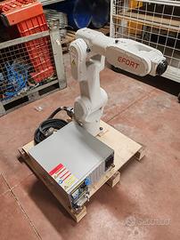 Robot industriale a 6 Assi