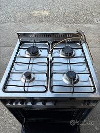 Forno e cucina a gas