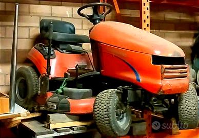 C.o.m.p.r.o Trattorini tagliaerba da sistemare