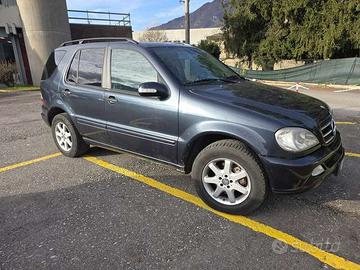 Mercedes-Benz ML 270 cdi GANCIO TRAINO