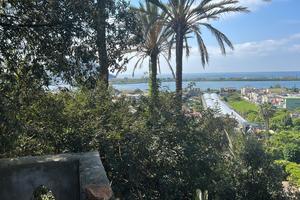 Bacoli monolocale con terrazzo per vacanze